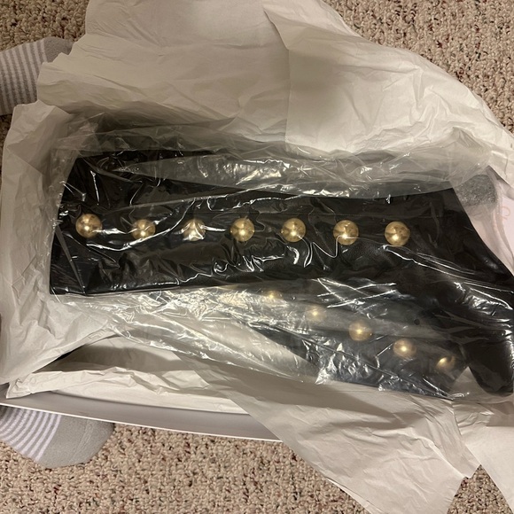 Brand New With Box Chloe Knee high boots. - Picture 11 of 14